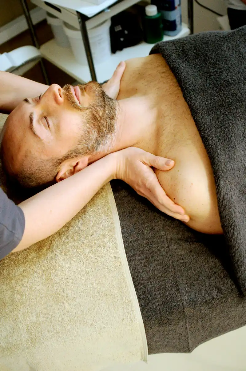 South Surrey Sports Massage - Professional Massage Therapy Service